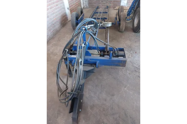 Arriendo Portabins Autocargable, Standard y Carro Guanero., vista 3
